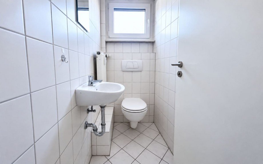 Wc B�rofl�che Dreieich