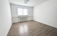 Bild (5f4fbae157ed1fadb3020330a0739144): B�rofl�che mit vielen M�glichkeiten in zentraler Lage von Dreieich